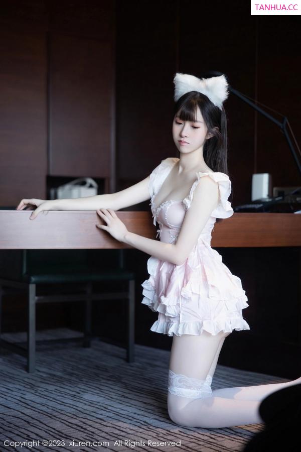   [XiuRen]高清写真图 2023.11.02 No.7602 林悠悠 丝袜女仆第22张图片